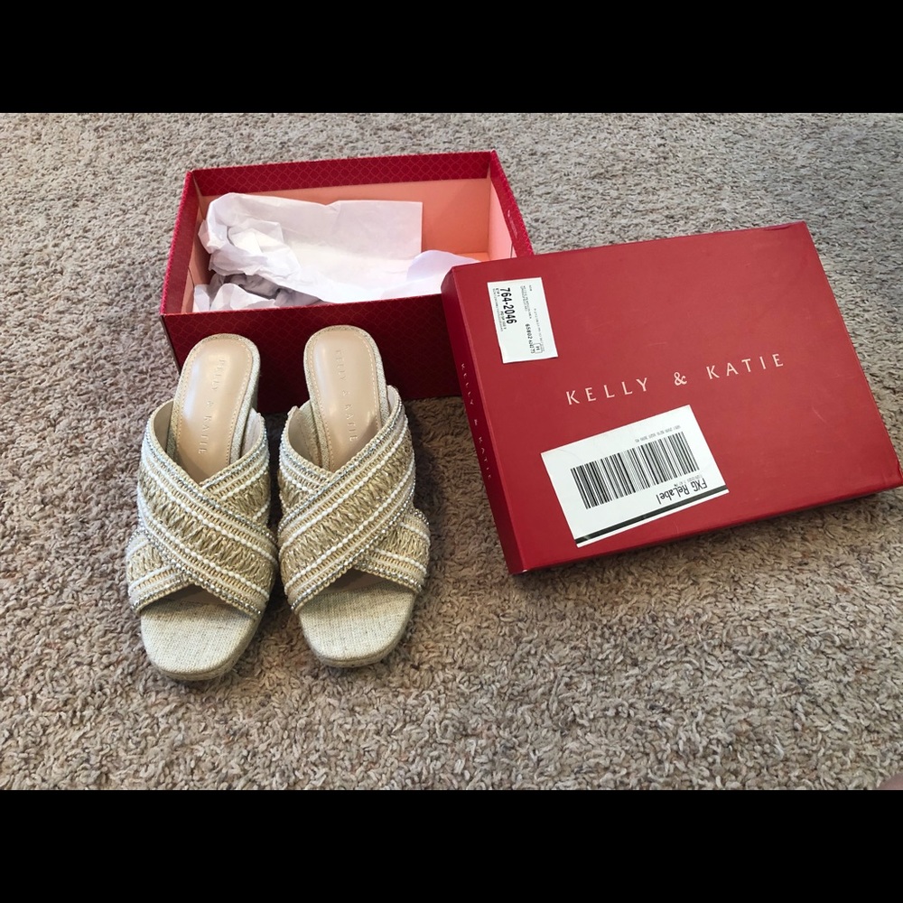 Kelly & Katie wedges